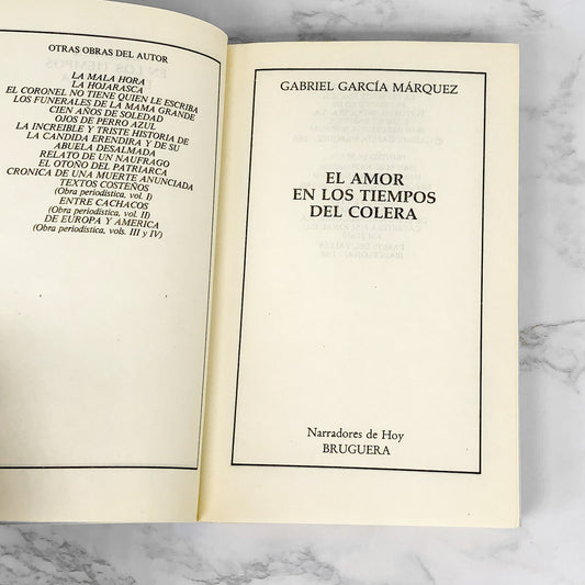 Love in The Time of Cholera by Gabriel Garcia Marquez [SPANISH TRADE PAPERBACK] 1985