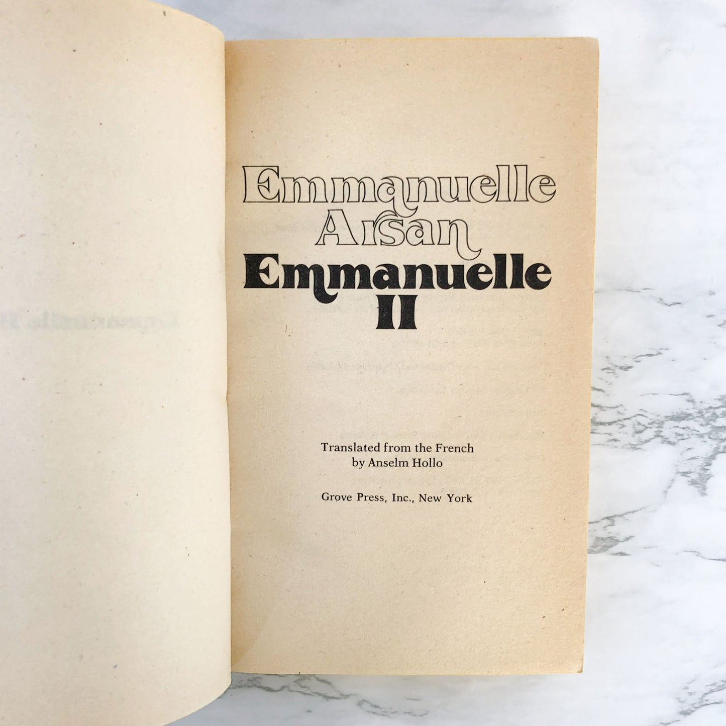 Emmanuelle II by Emmanuelle Arsan [FIRST PAPERBACK PRINTING] 1974