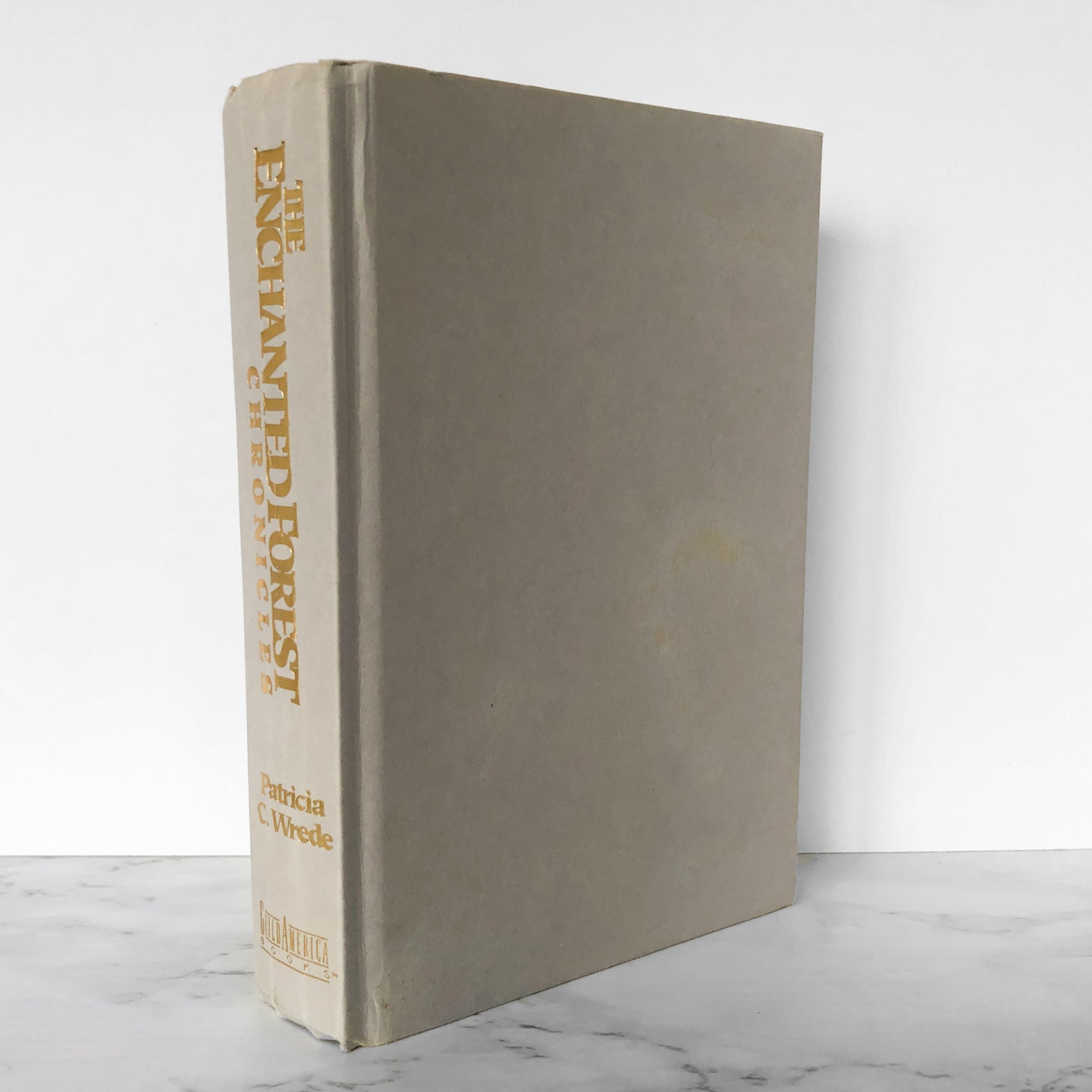 The Enchanted Forest Chronicles by Patricia C. Wrede [HARDCOVER OMNIBUS / GUILD AMERICA]