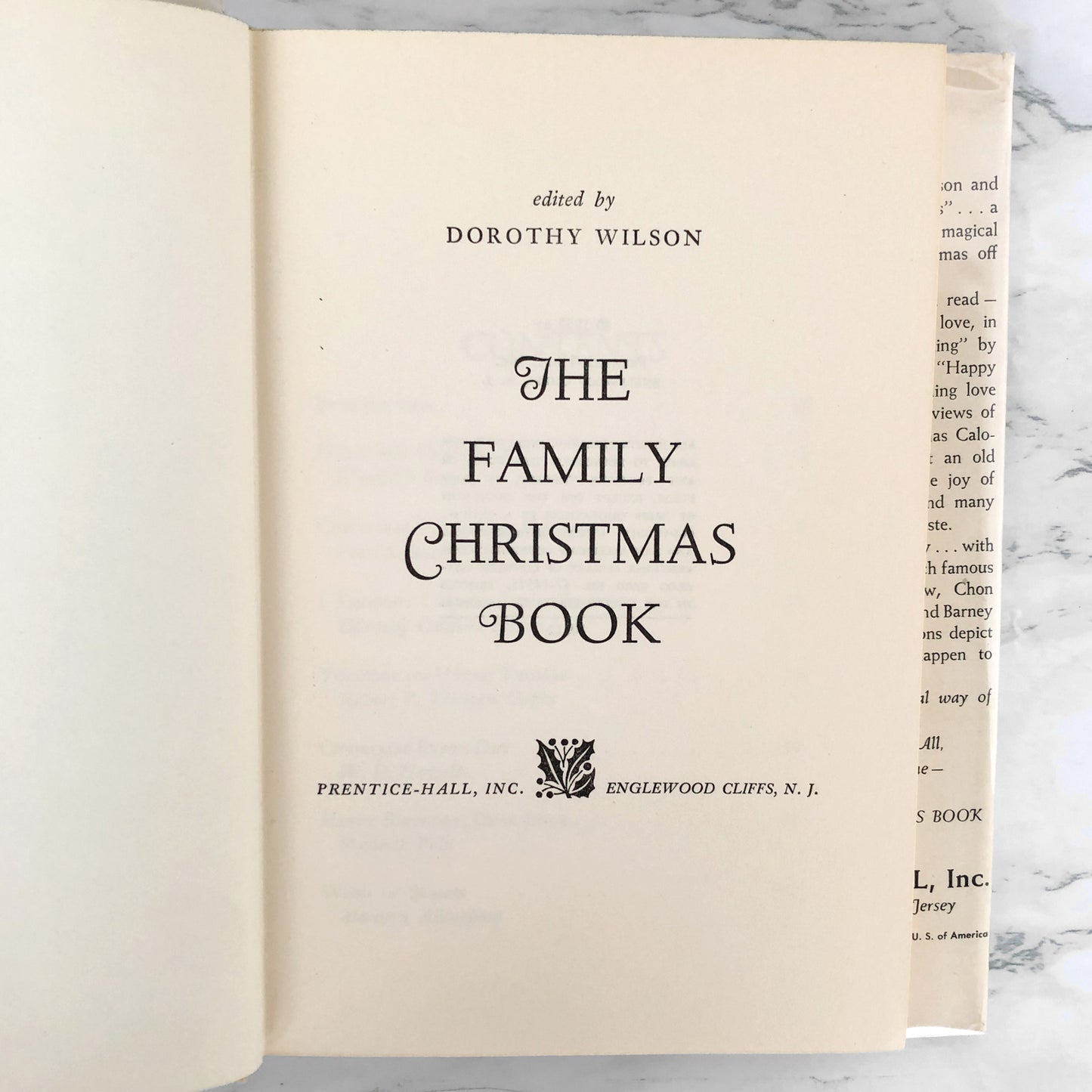 The Family Christmas Book edited by Dorothy Wilson [FIRST EDITION ANTHOLOGY] 1957