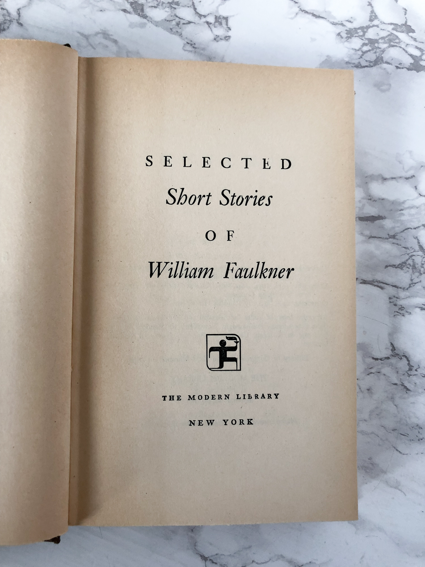 Selected Short Stories of William Faulkner [1961 / MODERN LIBRARY] - Bookshop Apocalypse