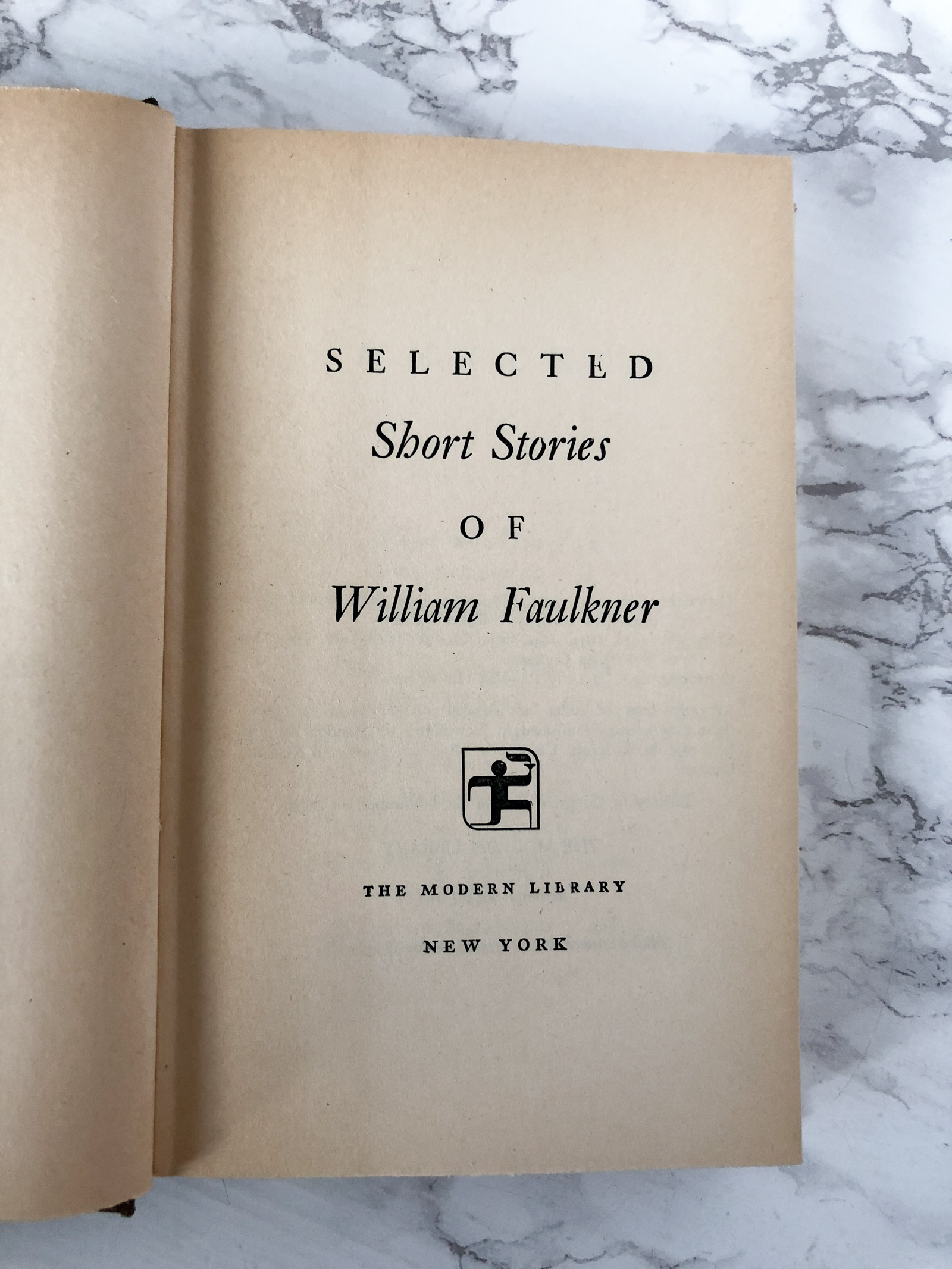 Selected Short Stories of William Faulkner [1961 / MODERN LIBRARY] - Bookshop Apocalypse