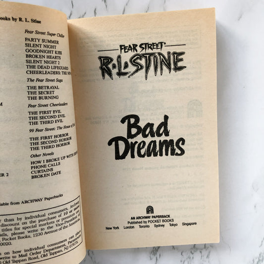 Fear Street #22: Bad Dreams by R.L. Stine [1994 PAPERBACK] - Bookshop Apocalypse