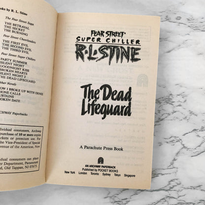 Fear Street: The Dead Lifeguard by R.L. Stine [1994 PAPERBACK]