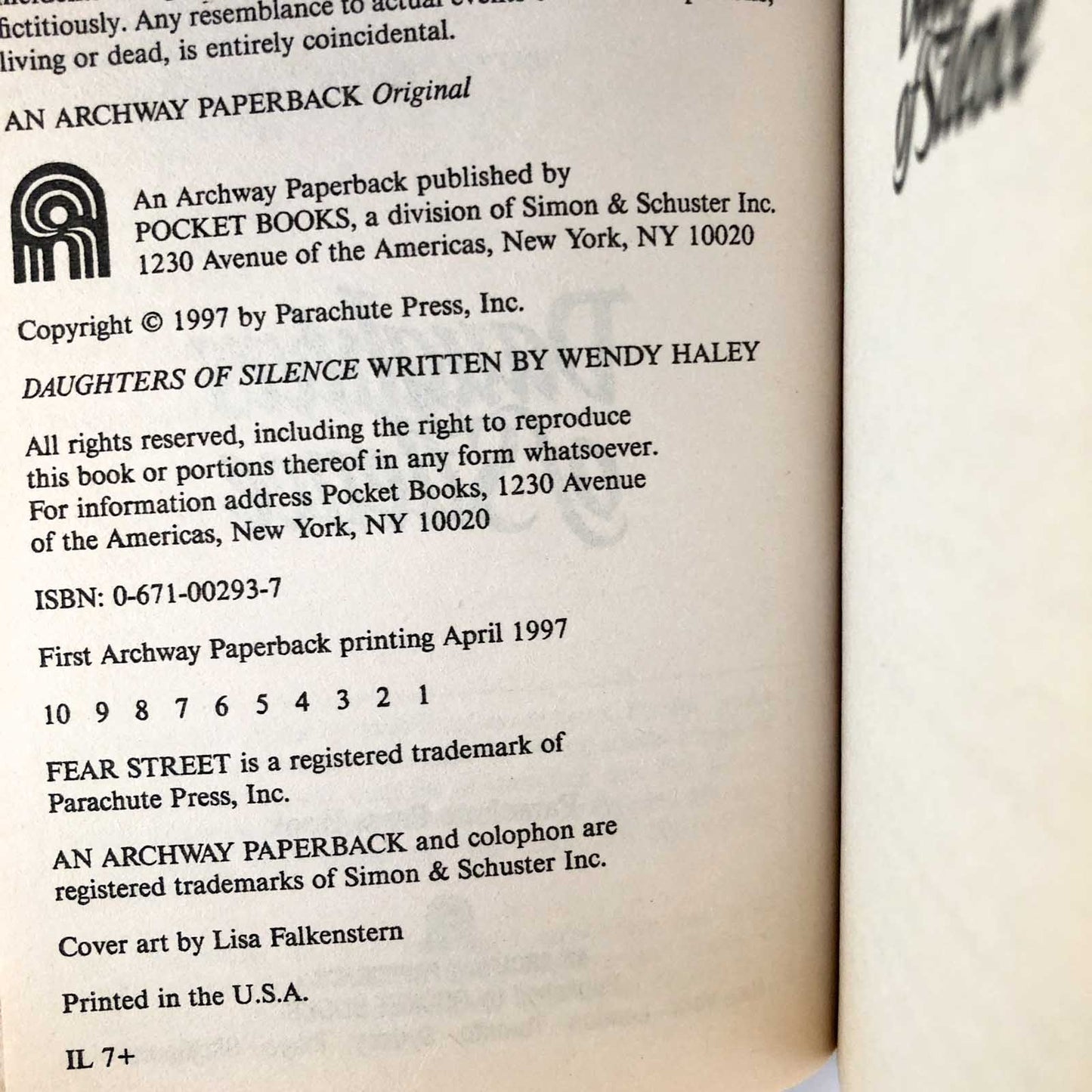 Fear Street Sagas #6: Daughters of Silence by R.L. Stine [1997 PAPERBACK]