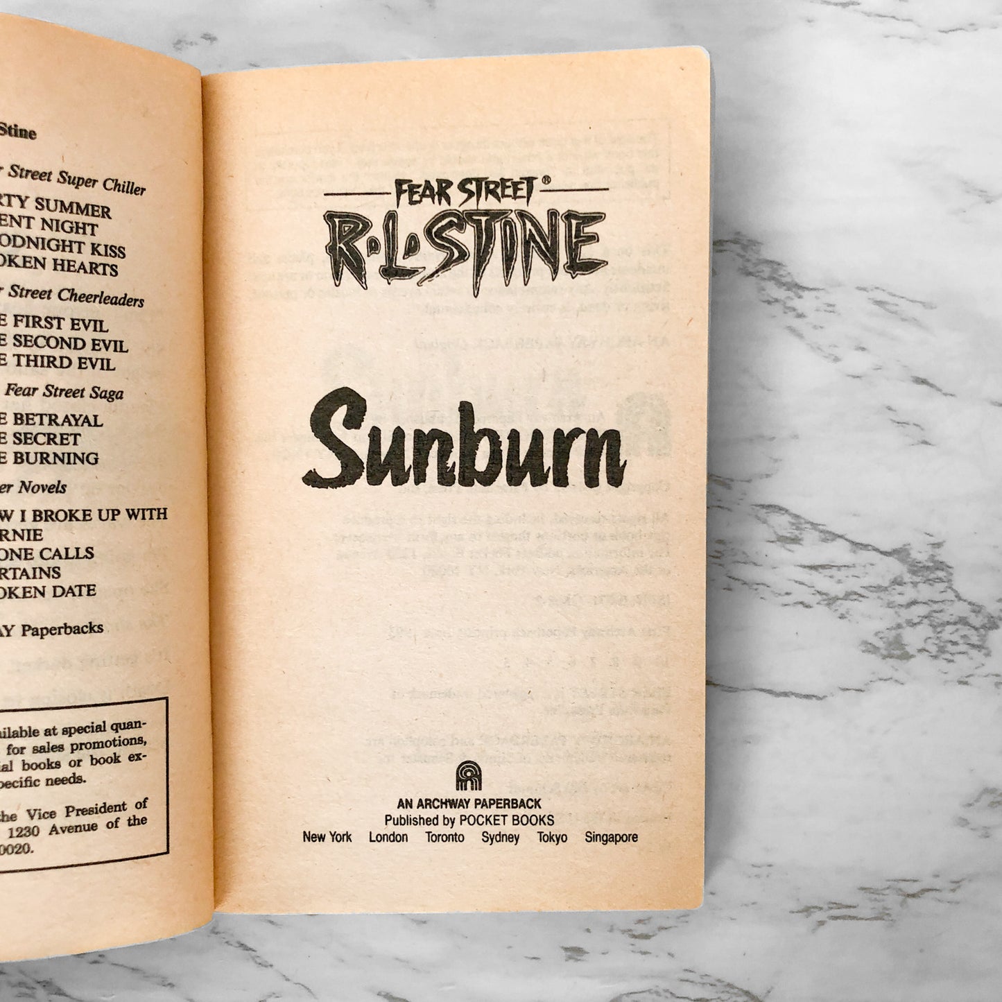 Fear Street #19: Sunburn by R.L. Stine [1993 PAPERBACK]