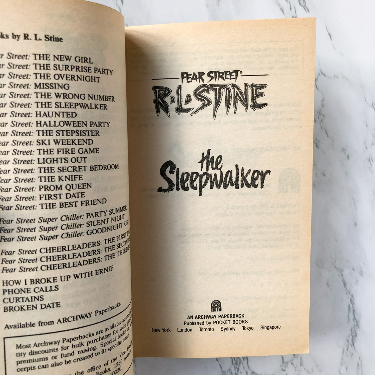 Fear Street #6: The Sleepwalker by R.L. Stine [1990 PAPERBACK] - Bookshop Apocalypse