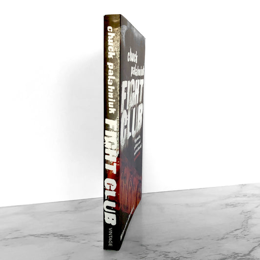 Fight Club by Chuck Palahniuk [U.K. TRADE PAPERBACK] 2005 • Vintage