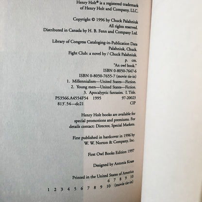 Fight Club by Chuck Palahniuk [TRADE PAPERBACK] - Bookshop Apocalypse