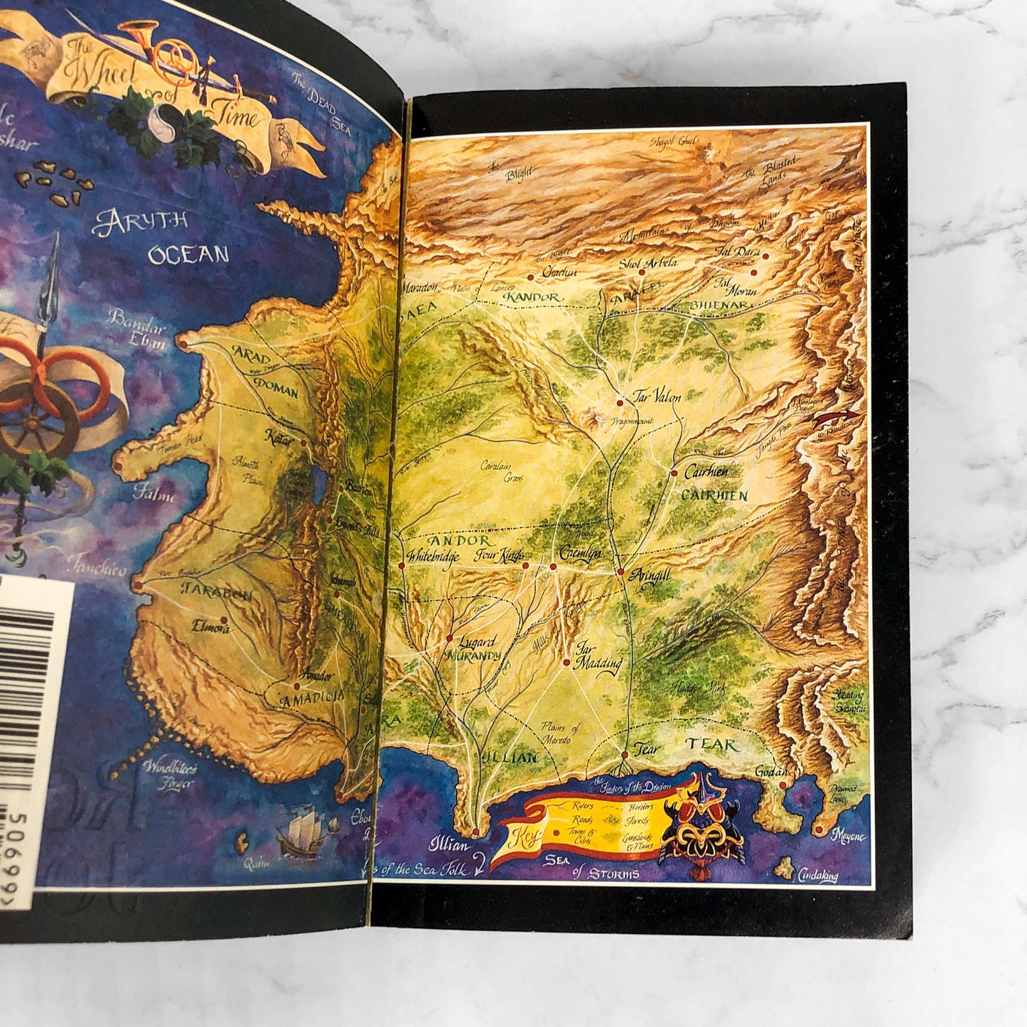 The Fires of Heaven by Robert Jordan [1994 PAPERBACK] Wheel of Time #5