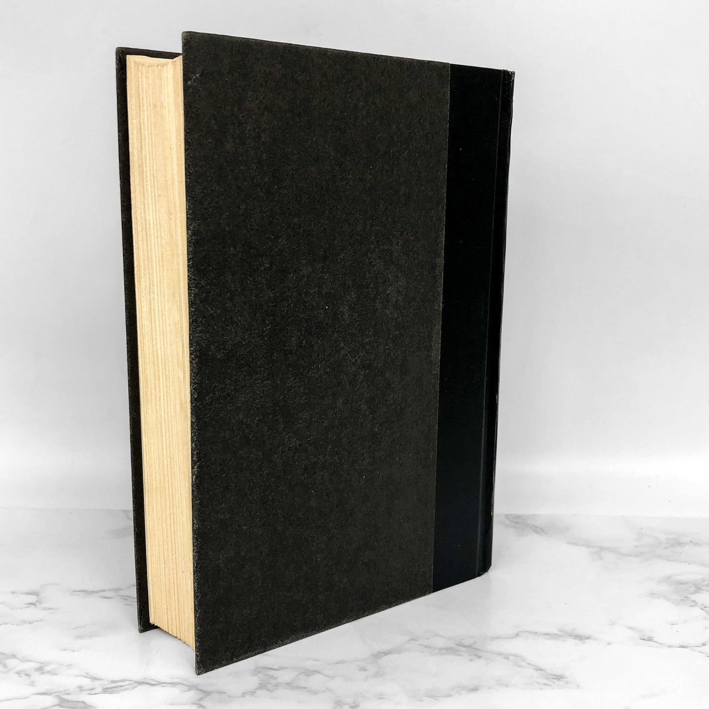 Floating Dragon by Peter Straub [1983 HARDCOVER] BCE • G.P. Putnam's Sons