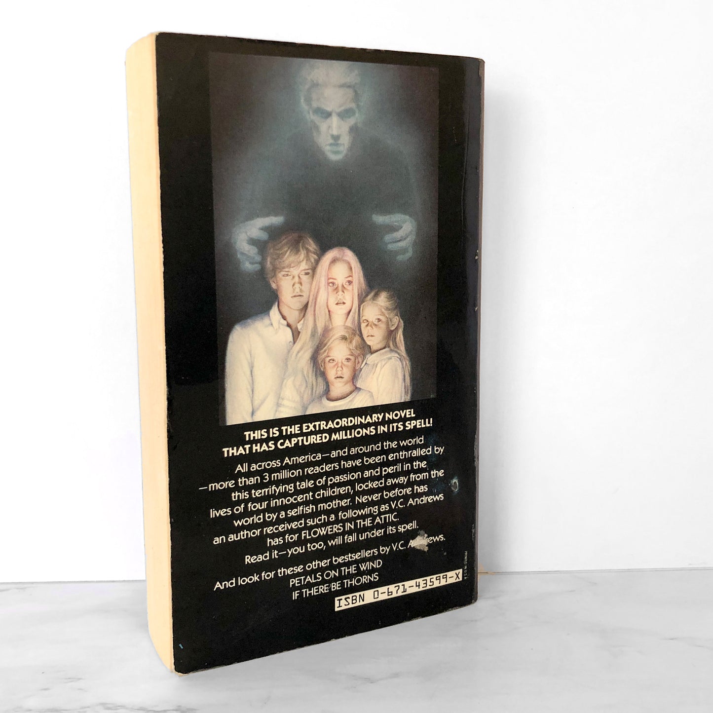 Flowers in the Attic by V.C. Andrews [1979 PAPERBACK]