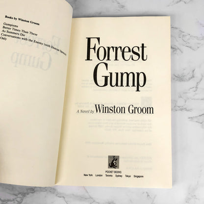 Forrest Gump by Winston Groom [PUBLISHERS ADVANCE PAPERBACK] 1994 • Pocket