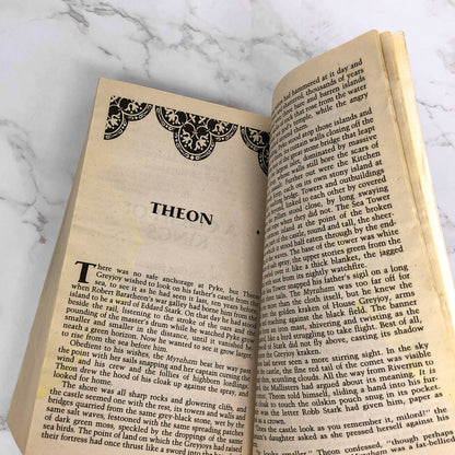 A Game of Thrones by George R.R. Martin [FIRST PAPERBACK EDITION] 1997 • See Condition