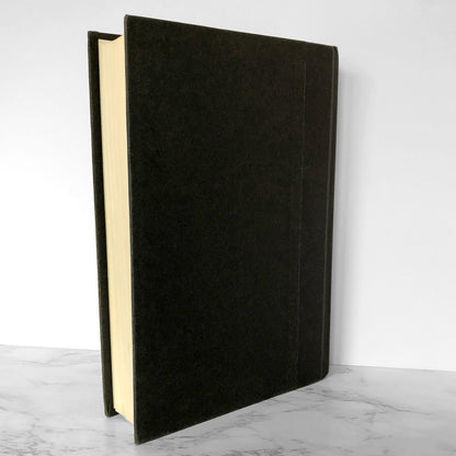 A Game of Thrones by George R.R. Martin [FIRST EDITION / FIRST PRINTING] 1996