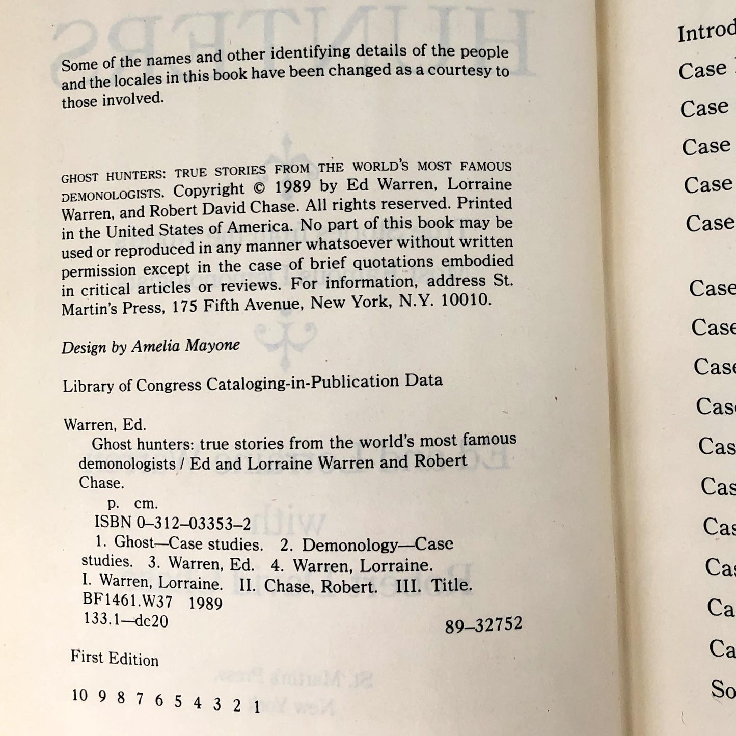 Ghost Hunters SIGNED! x2 by Ed and Lorraine Warren [FIRST EDITION] 1989