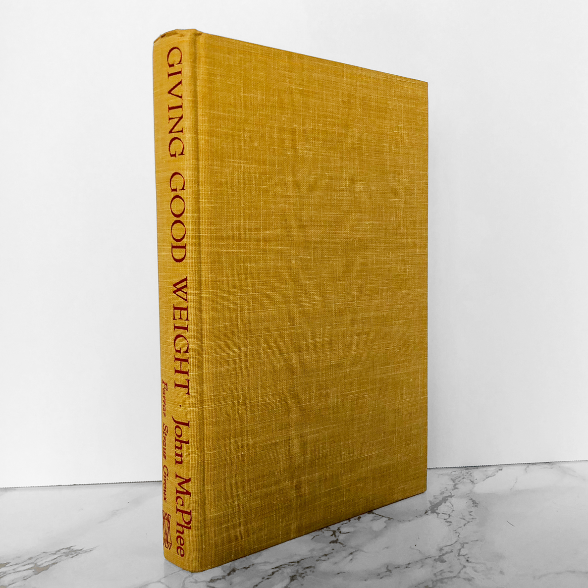 Giving Good Weight by John McPhee [FIRST EDITION / FIRST PRINTING] - Bookshop Apocalypse