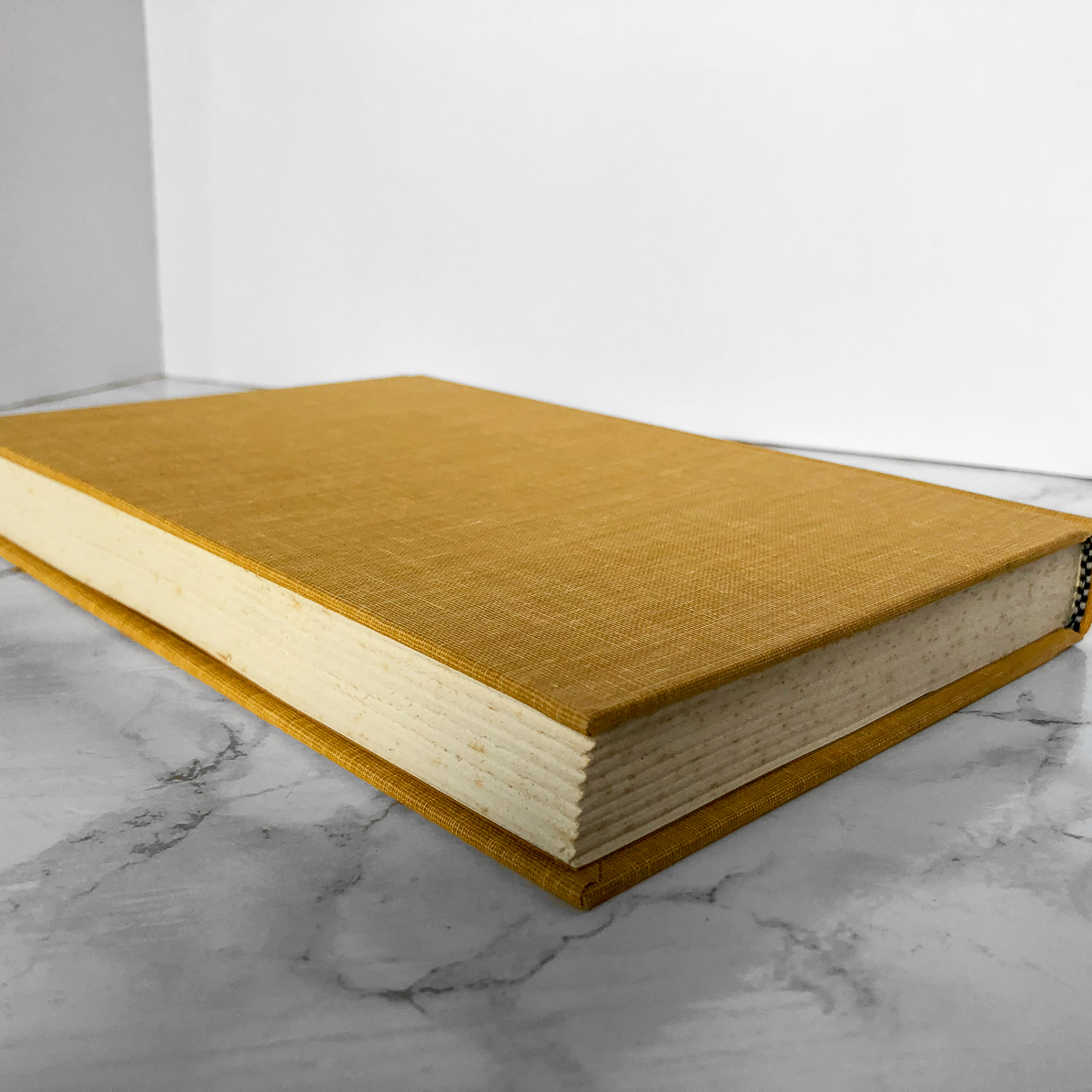 Giving Good Weight by John McPhee [FIRST EDITION / FIRST PRINTING] - Bookshop Apocalypse