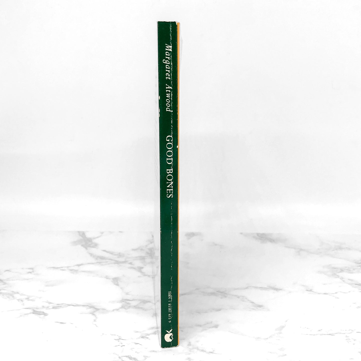 Good Bones by Margaret Atwood [U.K. TRADE PAPERBACK] 1993