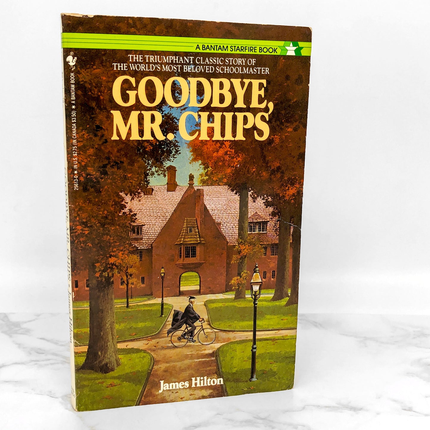 Goodbye Mr. Chips by James Hilton [1986 PAPERBACK]