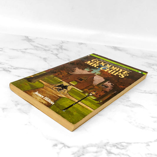 Goodbye Mr. Chips by James Hilton [1986 PAPERBACK]