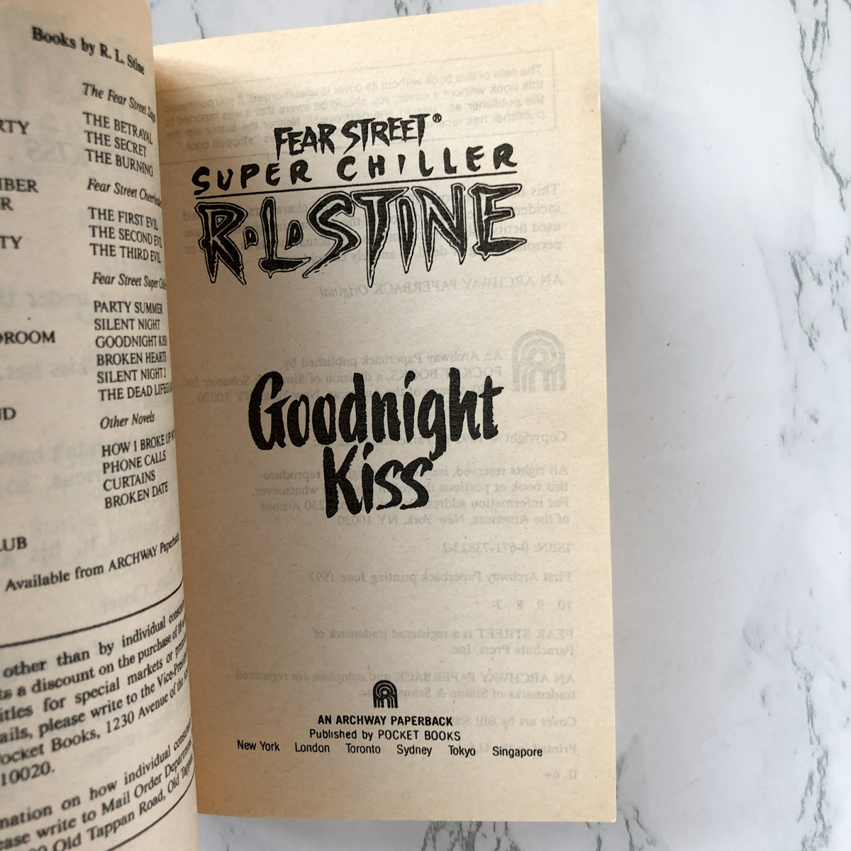 Fear Street: Goodnight Kiss by R.L. Stine [1992 PAPERBACK] - Bookshop Apocalypse