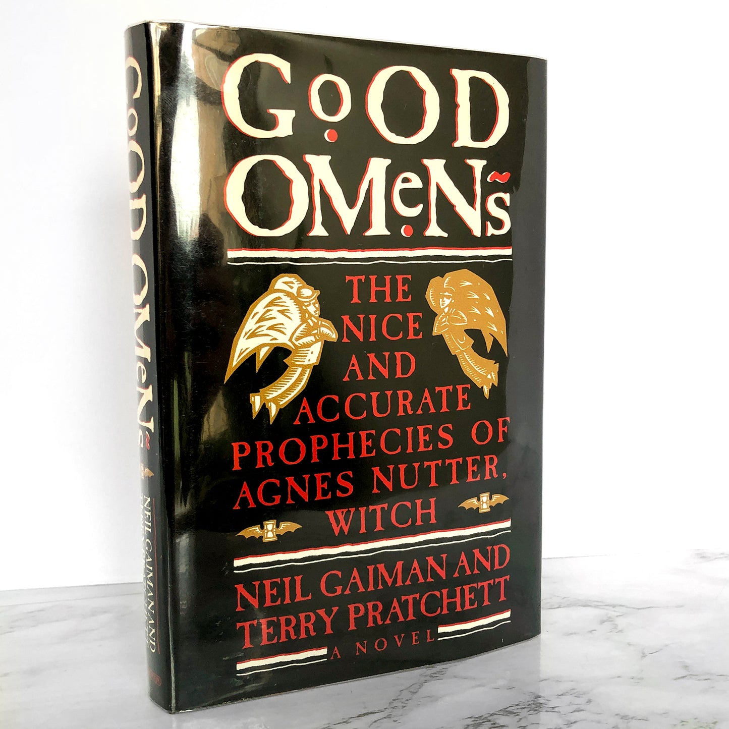 Good Omens: The Nice and Accurate Prophecies of Agnes Nutter Witch by Terry Pratchett & Neil Gaiman [FIRST BOOK CLUB EDITION / 1990]
