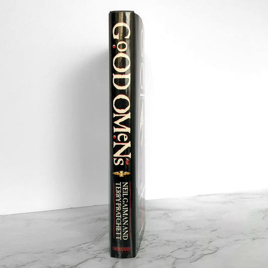 Good Omens: The Nice and Accurate Prophecies of Agnes Nutter Witch by Terry Pratchett & Neil Gaiman [FIRST BOOK CLUB EDITION / 1990]