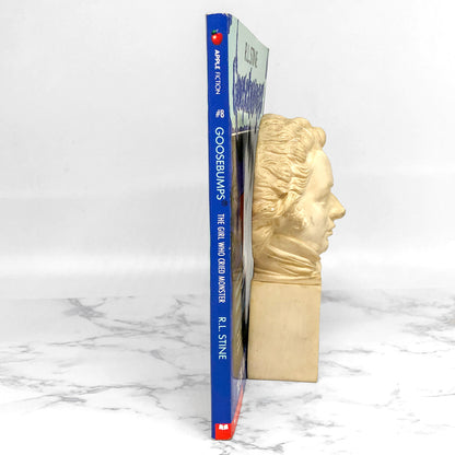 The Girl Who Cried Monster by R.L. Stine [1993 FIRST EDITION] Goosebumps #8