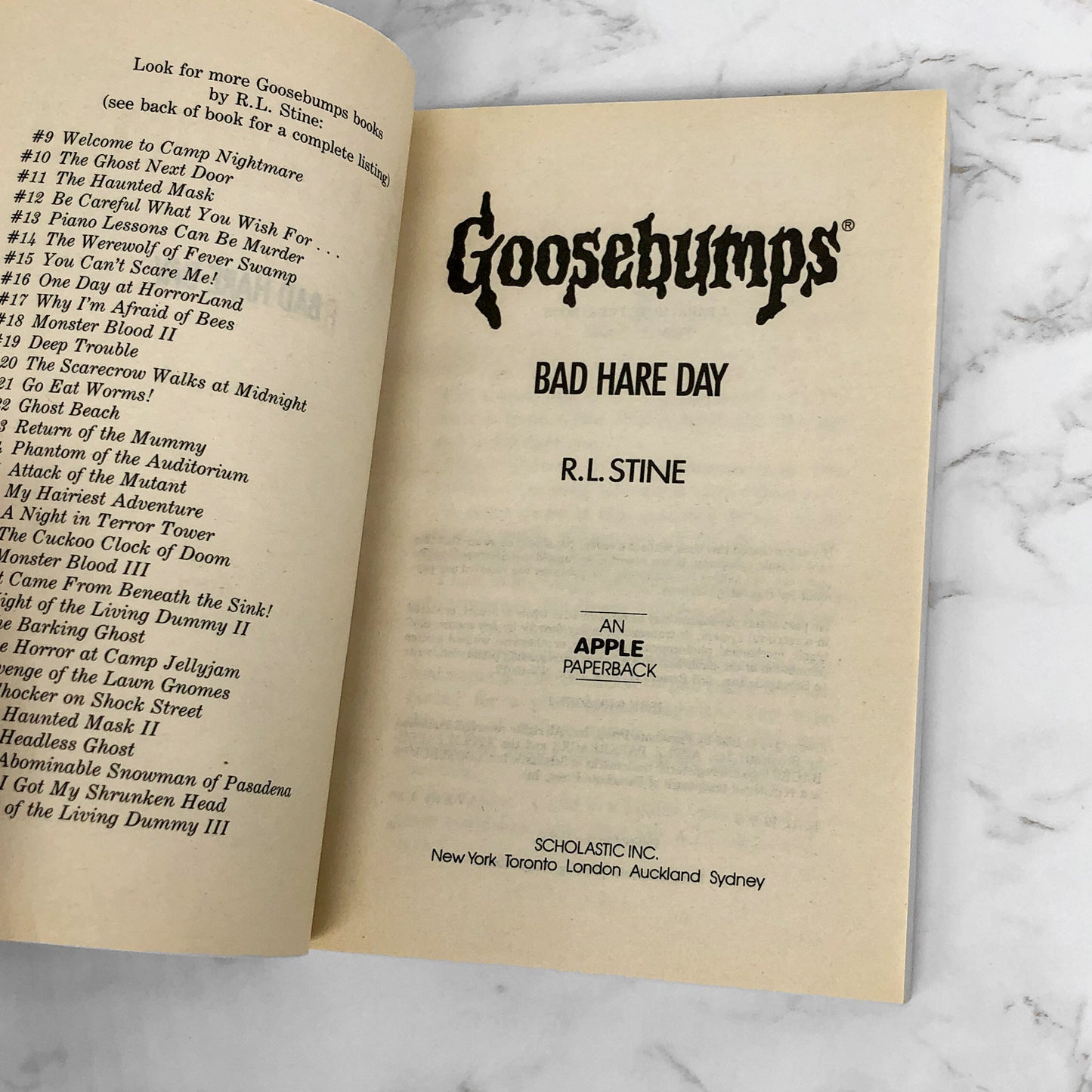 Bad Hare Day by R.L. Stine [1996 FIRST EDITION] Goosebumps #41