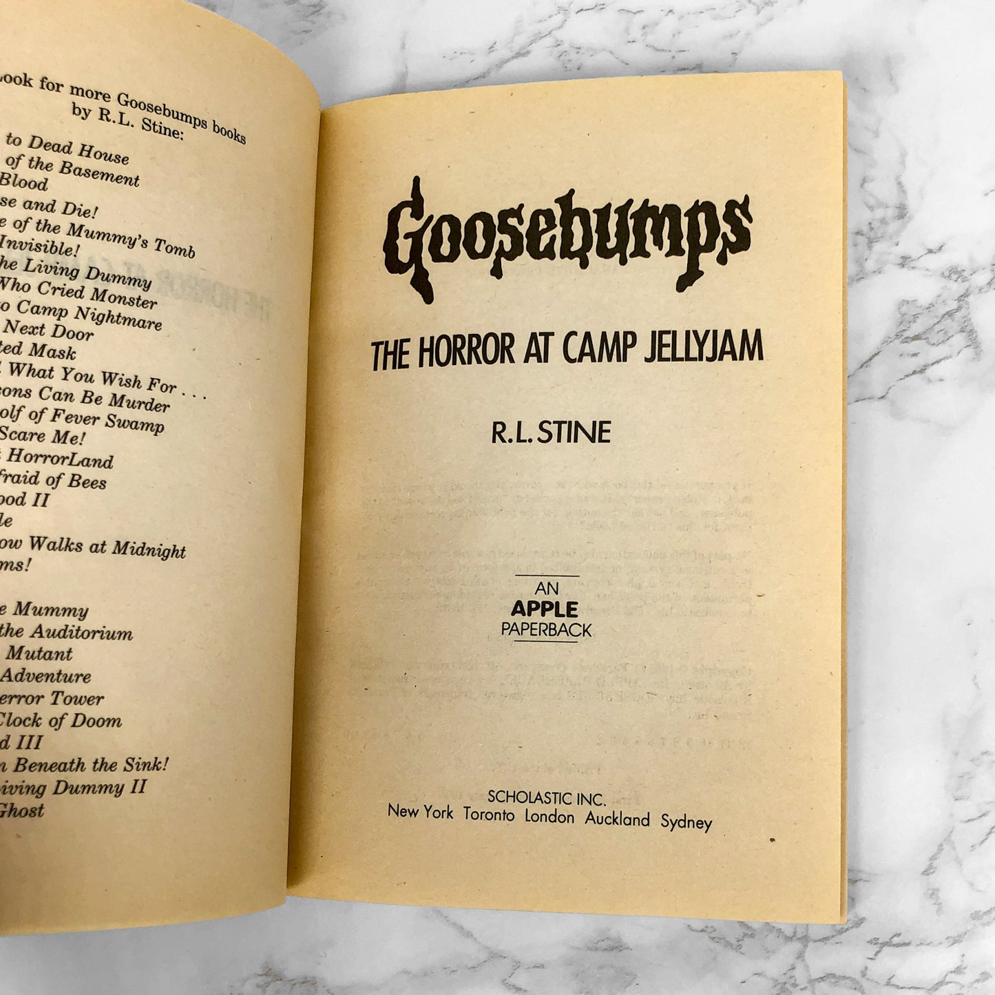 The Horror at Camp Jellyjam by R.L. Stine [1995 FIRST PRINTING] Goosebumps #33