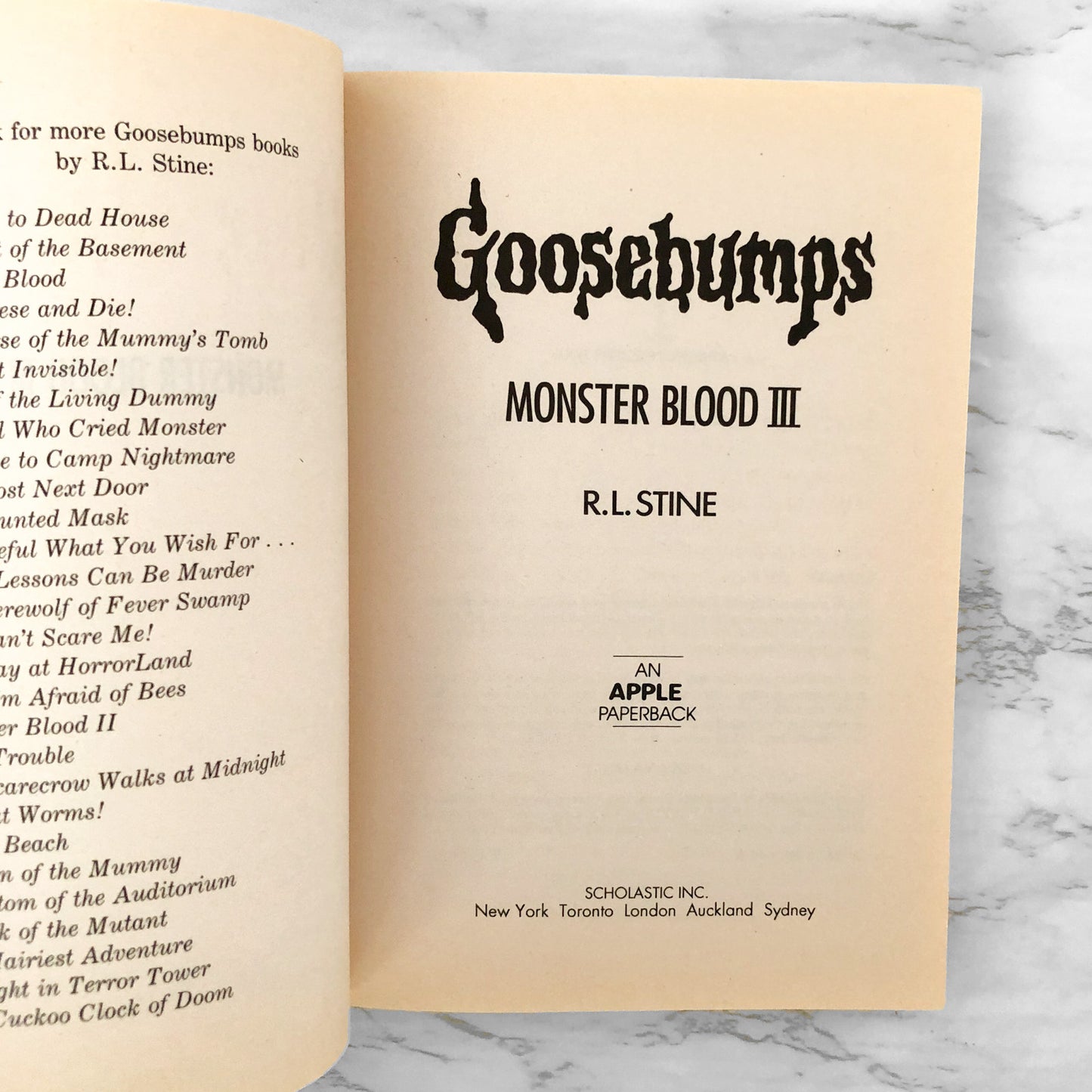 Monster Blood III by R.L. Stine [1995 FIRST EDITION] Goosebumps #29