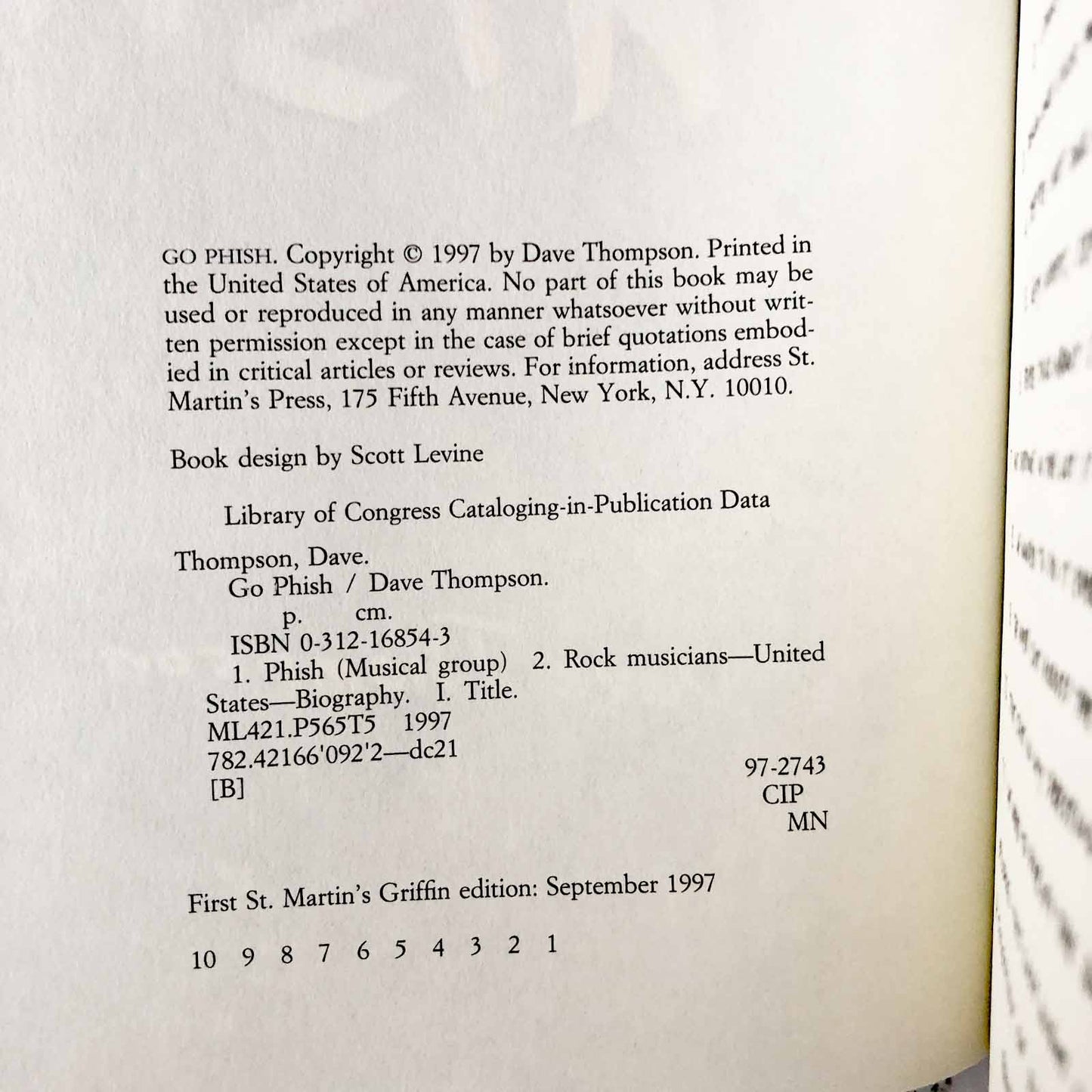 Go Phish by Dave Thompson [FIRST EDITION PAPERBACK] 1997