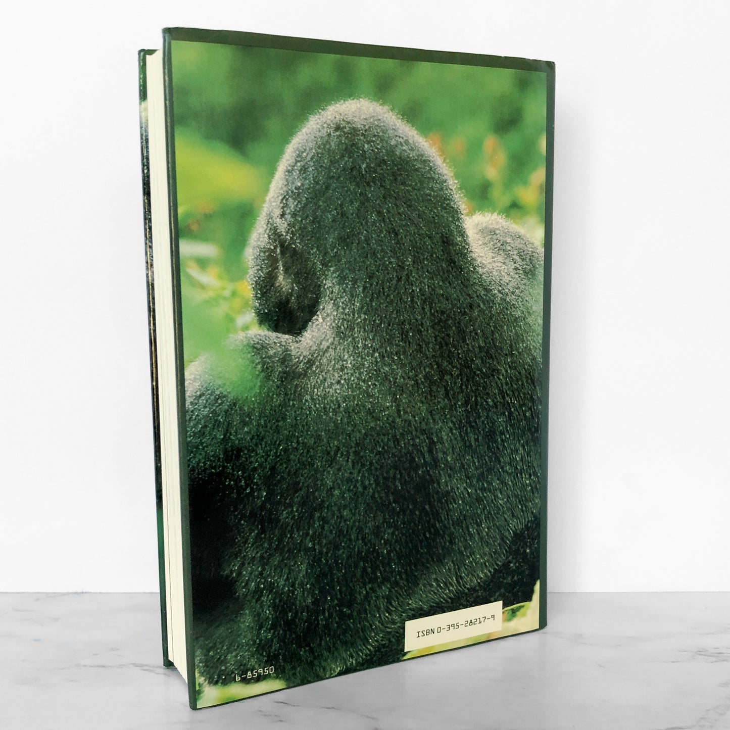 Gorillas in the Mist by Dian Fossey [FIRST EDITION] 1983 w/ Extras!