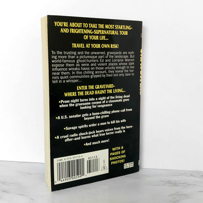 Graveyard by Ed and Lorraine Warren [FIRST PAPERBACK EDITION / 1993] The Conjuring