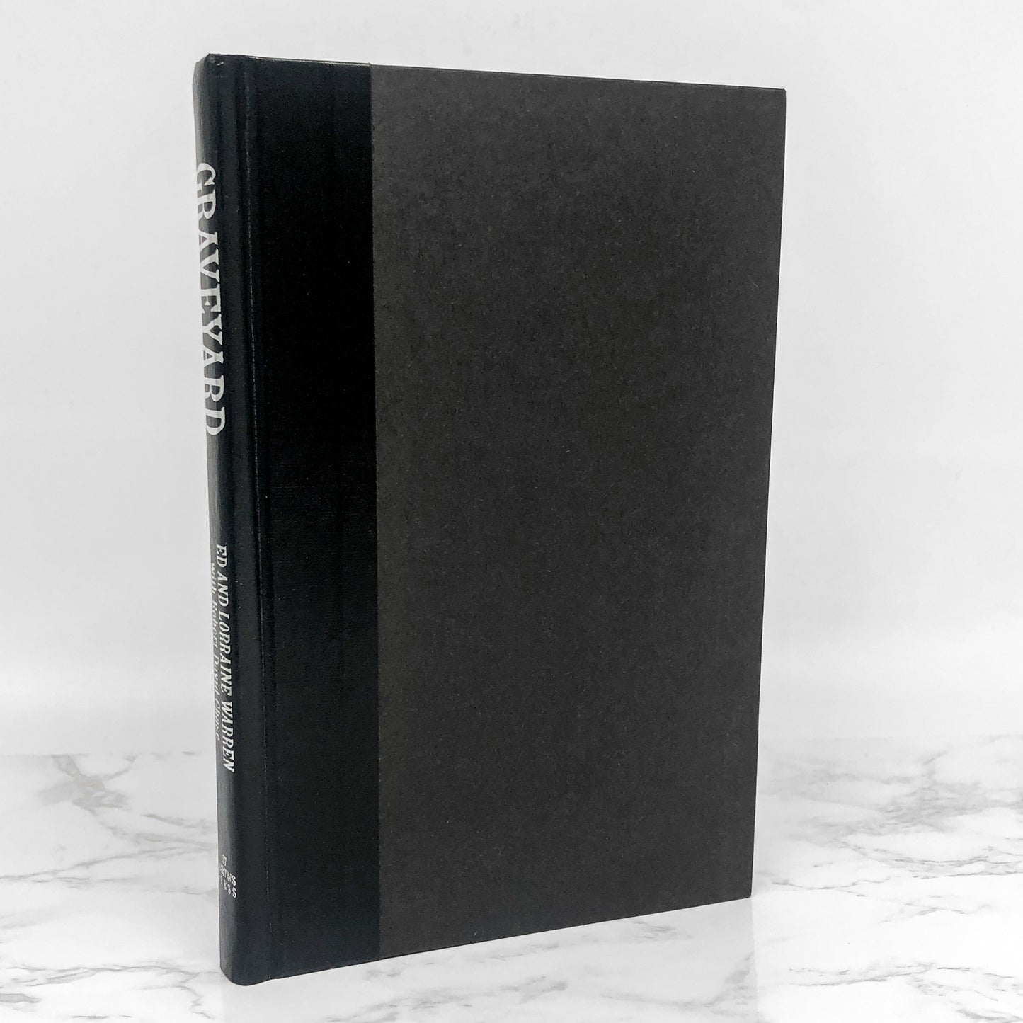 Graveyard by Ed and Lorraine Warren [FIRST EDITION] 1992