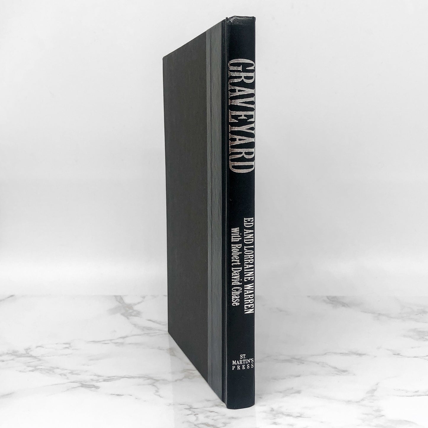 Graveyard by Ed and Lorraine Warren [FIRST EDITION] 1992