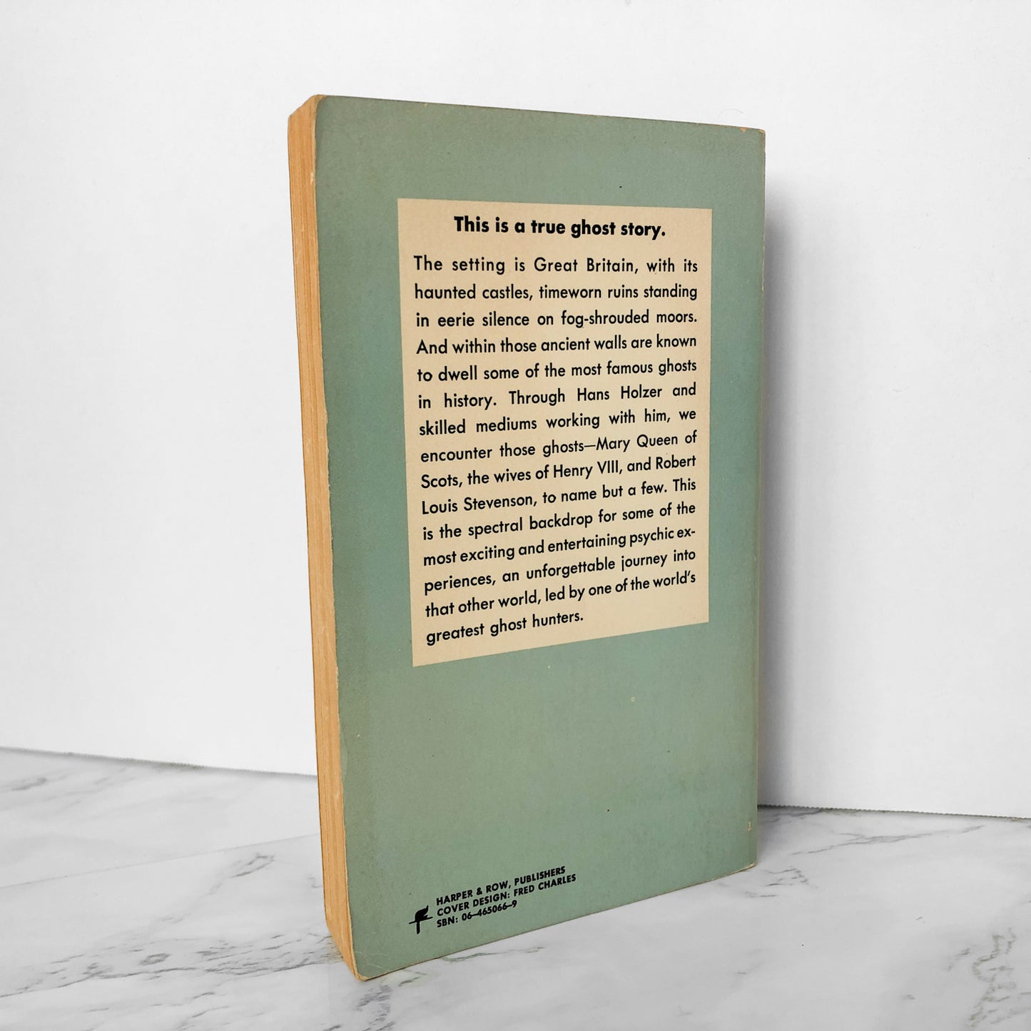 The Great British Ghost Hunt by Hans Holzer [1976 PAPERBACK] - Bookshop Apocalypse