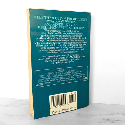 Gremlins 2: The New Batch by David Bischoff [MOVIE TIE-IN PAPERBACK] 1990