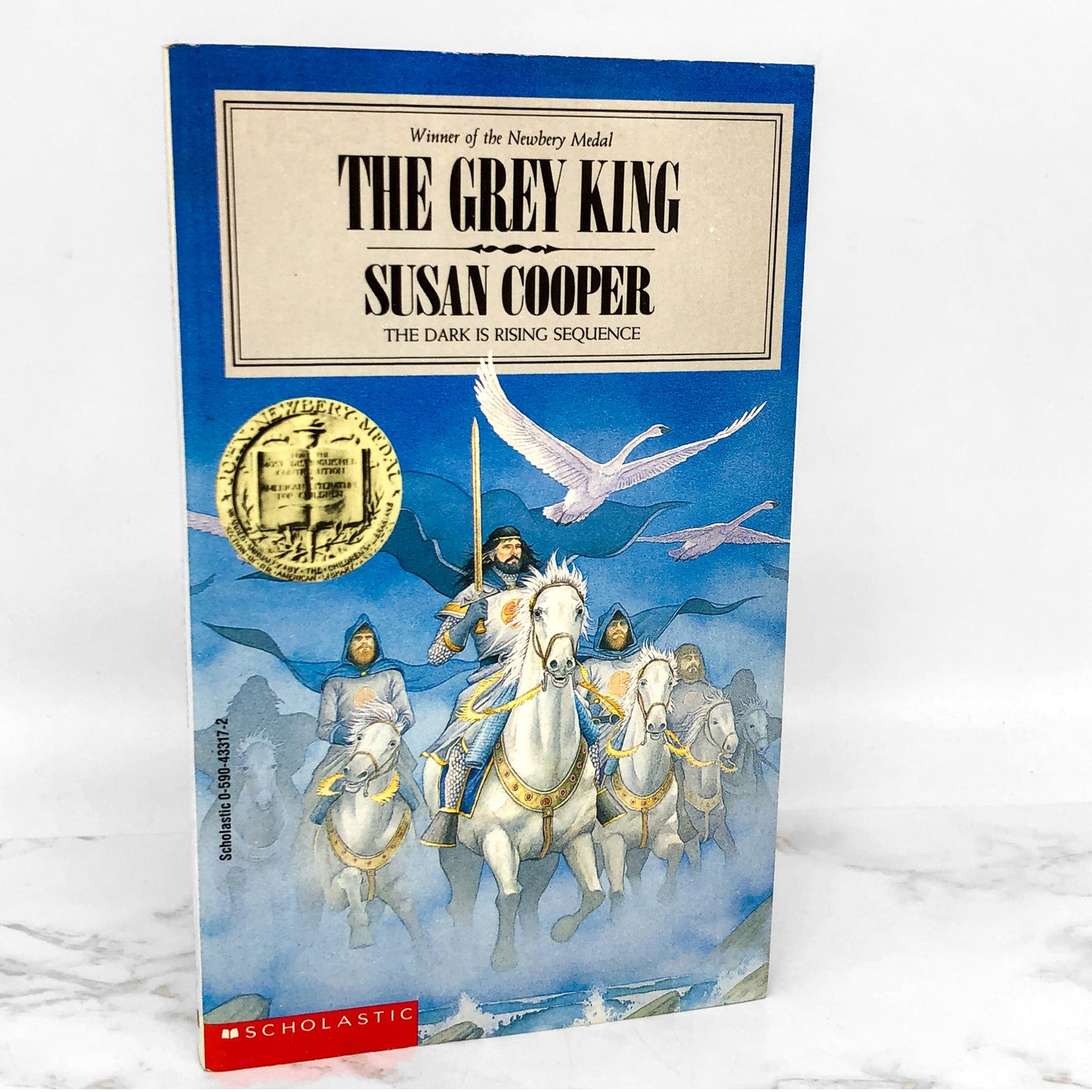The Grey King by Susan Cooper [1990 PAPERBACK] • Scholastic