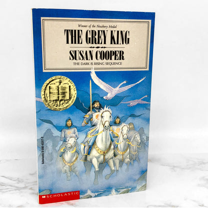 The Grey King by Susan Cooper [1990 PAPERBACK] • Scholastic