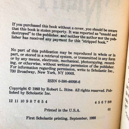 Halloween Night by R.L. Stine [FIRST EDITION / 1993] Point Horror #47