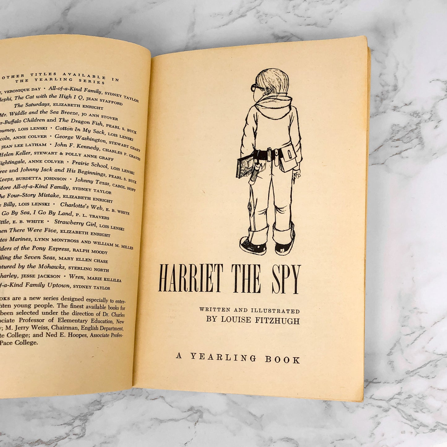 Harriet the Spy by Louise Fitzhugh [1969 TRADE PAPERBACK] 5th Printing ☙  Dell Books