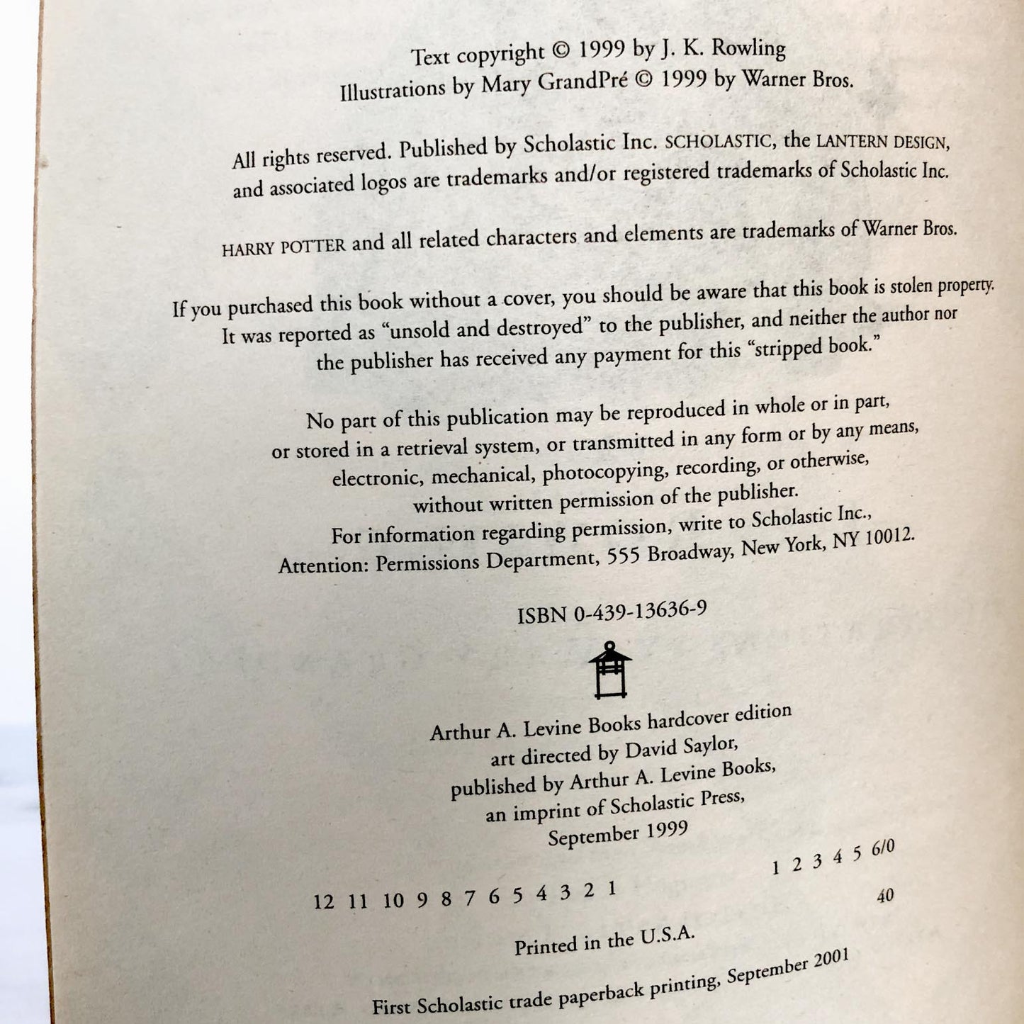 Harry Potter and the Prisoner of Azkaban by J.K. Rowling [FIRST PAPERBACK PRINTING / 2001]