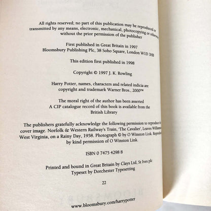 Harry Potter and the Philosopher's Stone by J.K. Rowling [ADULT EDITION] 1998 / Bloomsbury U.K.