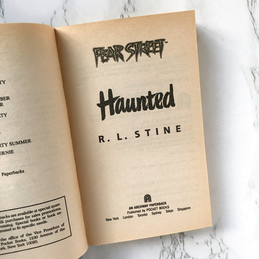 Fear Street #7: Haunted by R.L. Stine [1990 PAPERBACK] - Bookshop Apocalypse
