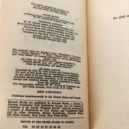 Helter Skelter: The True Story of The Manson Murders by Vincent Bugliosi [1988 PAPERBACK]
