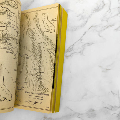 Helter Skelter: The True Story of The Manson Murders by Vincent Bugliosi [1976 PAPERBACK]