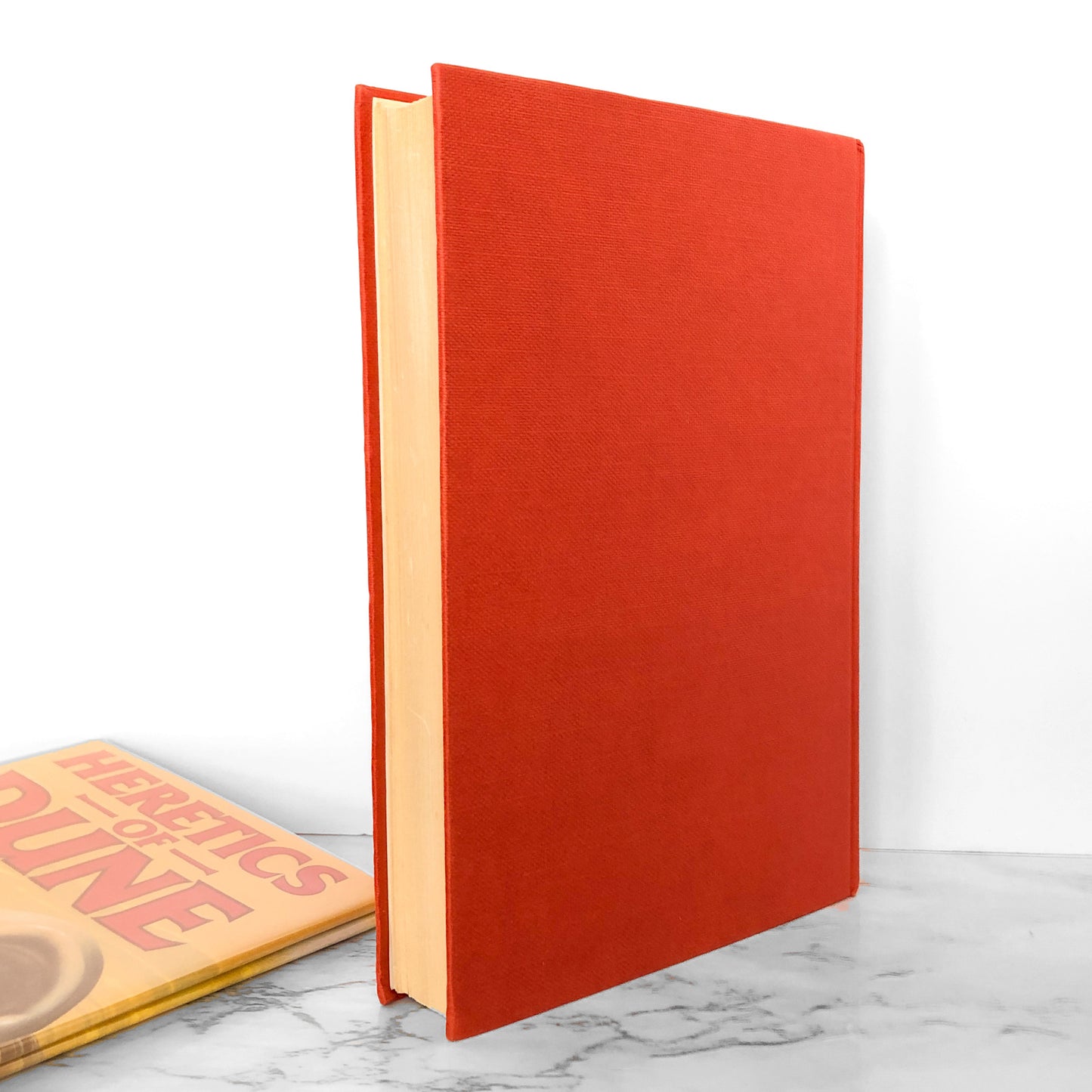 Heretics of Dune by Frank Herbert [U.K. FIRST EDITION / FIRST PRINTING] 1984 ❧ Victor Gollancz Ltd.