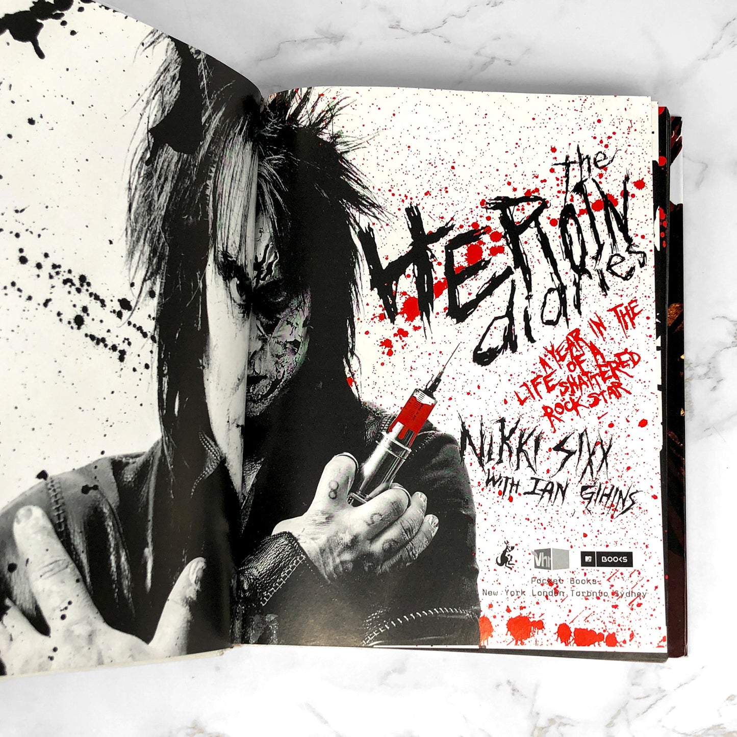 The Heroin Diaries: A Year in the Life of a Shattered Rock Star by Nikki Sixx [FIRST EDITION] 2007